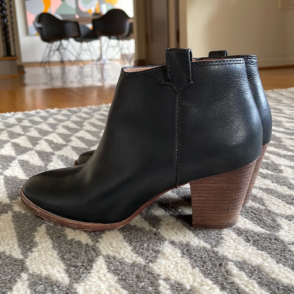 Madewell short boots size 8 1/2